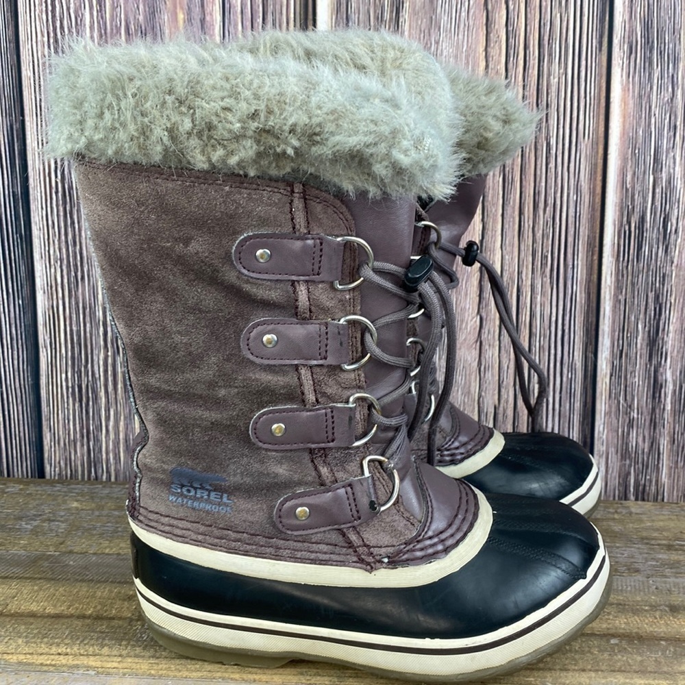 Kids Sorel Joan Of Arctic Purple Suede Snow Boots- Size 1